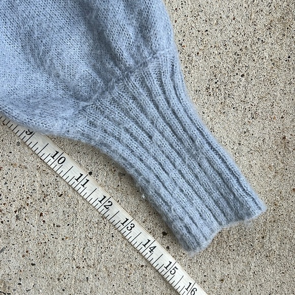 J. Crew Pale Blue Fair Isle Puff Sleeve Relaxed Fit Pullover Sweater Size XS - Picture 11 of 14